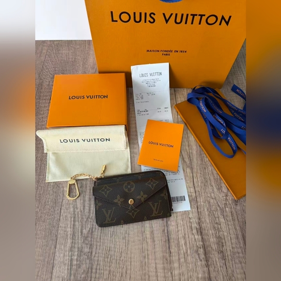 Louis Vuitton Card Holder Recto Verso - Picture 3 of 11